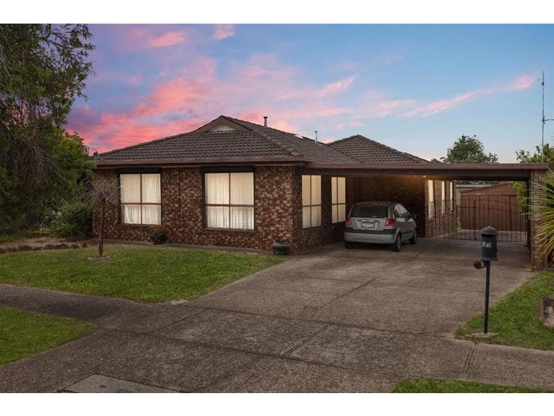 14 Ellerker Avenue, Ararat VIC 3377