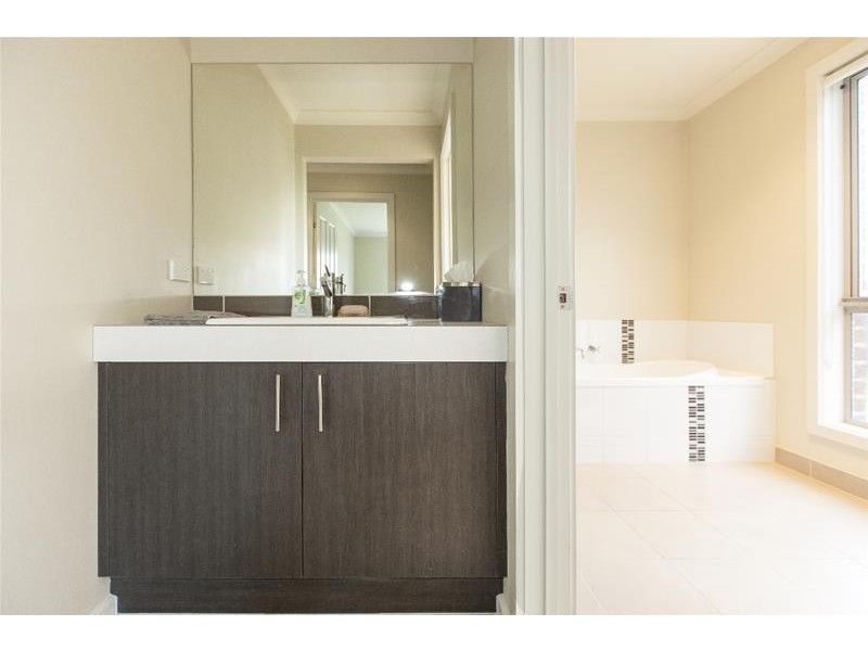 20 Clarke Street, Ararat VIC 3377