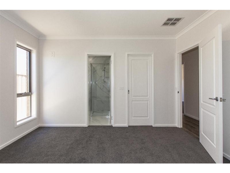 9 Bailey Lane, Ararat VIC 3377