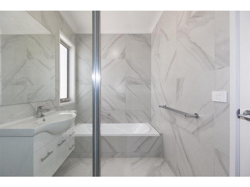 9 Bailey Lane, Ararat VIC 3377