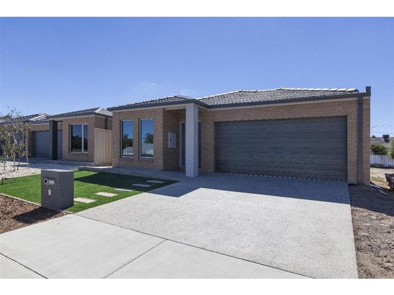 9 Bailey Lane, Ararat VIC 3377