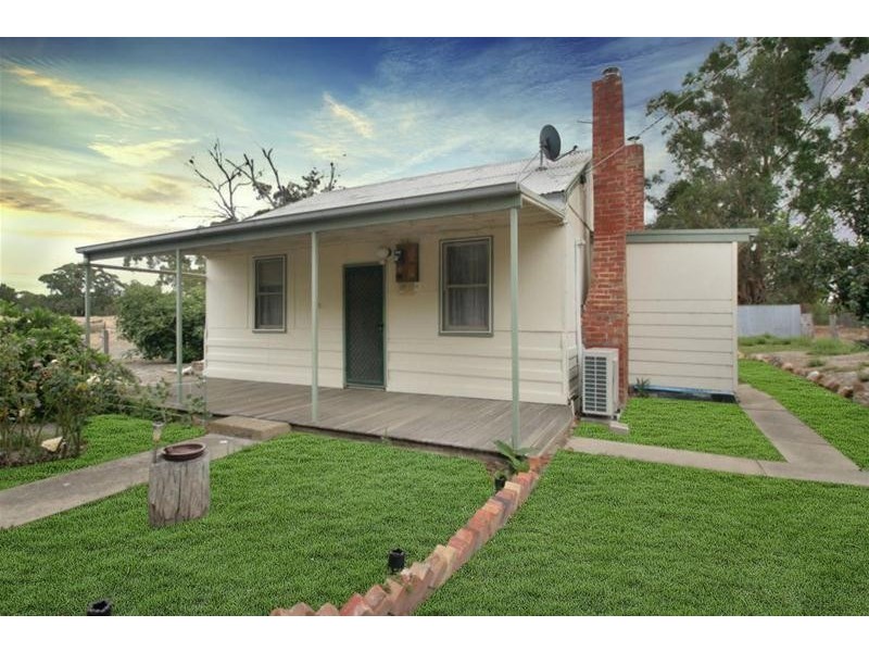 90 BOUNDARY Road, Elmhurst VIC 3469