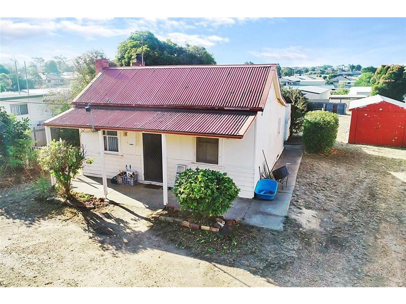 63 Churchill Avenue, Ararat VIC 3377