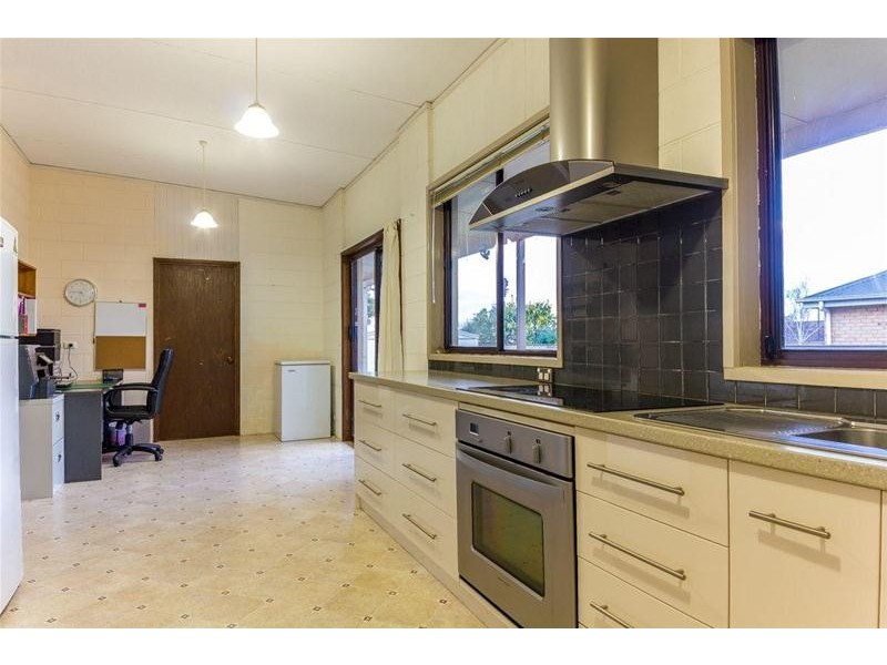 21 FORD Street, Ararat VIC 3377