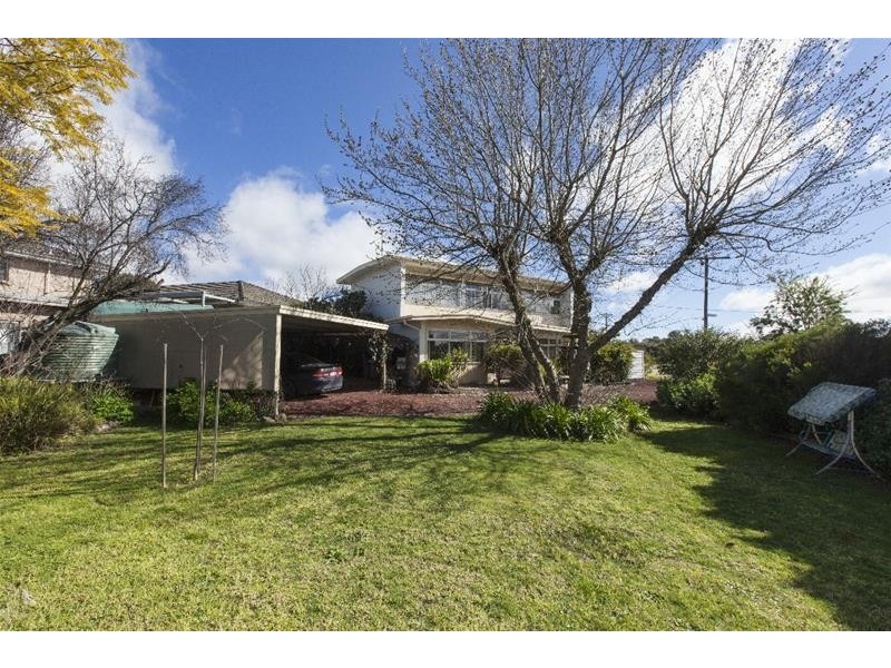 6 Kneebone Street, Ararat VIC 3377