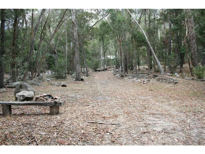 65 Scotts Road, Halls Gap VIC 3381
