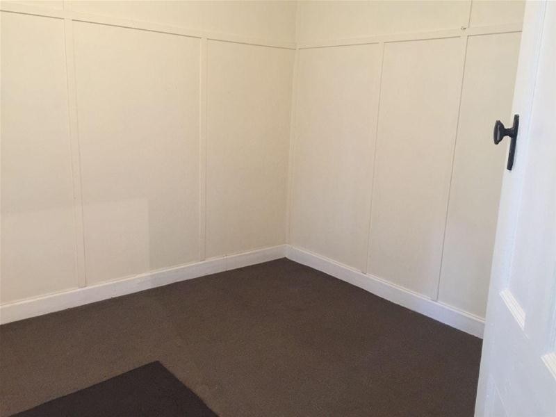 19 HIGH Street, Beaufort VIC 3373