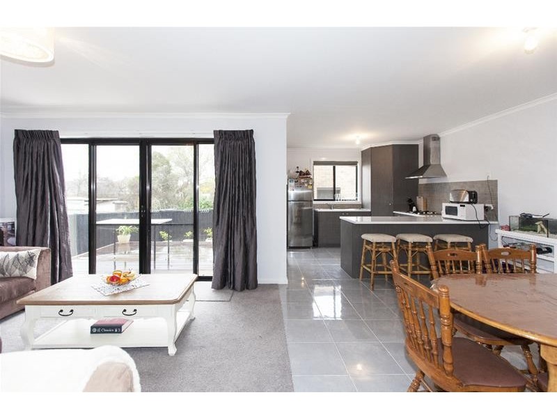 18 Tuson Street, Ararat VIC 3377