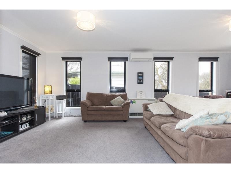 18 Tuson Street, Ararat VIC 3377