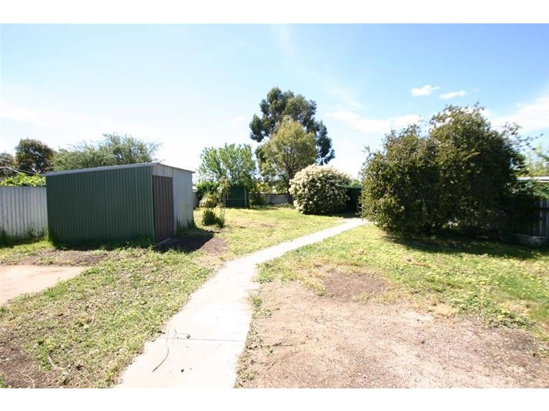 17 FLATTELY Street, Ararat VIC 3377