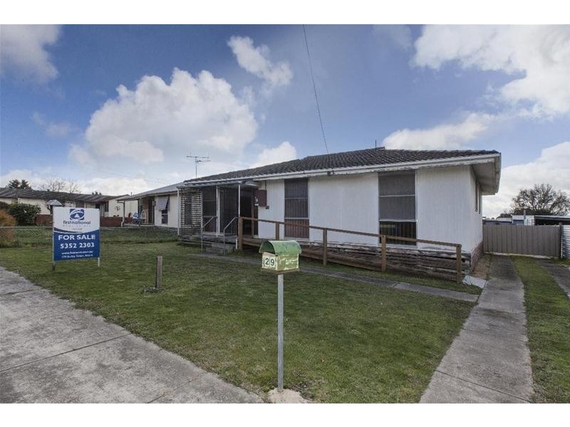 29 Tatyoon Road, Ararat VIC 3377