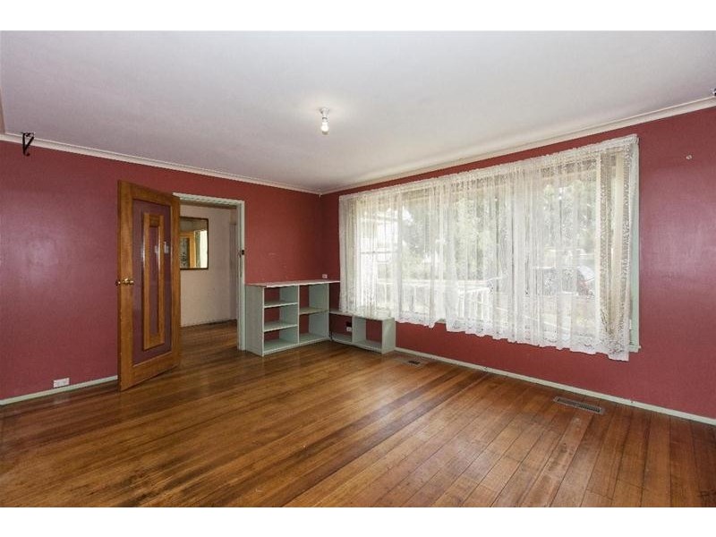 13 Tatyoon Road, Ararat VIC 3377