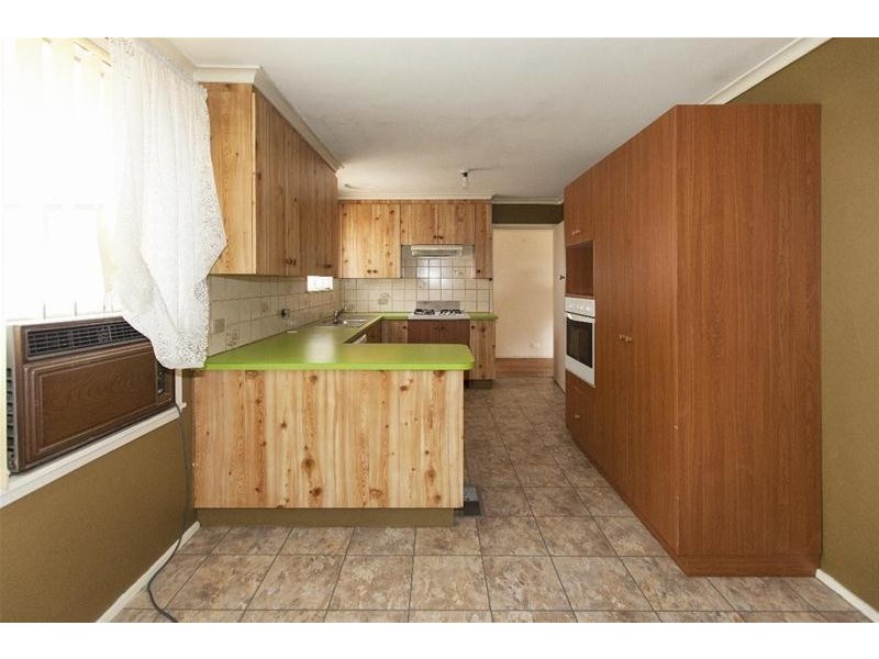 13 Tatyoon Road, Ararat VIC 3377