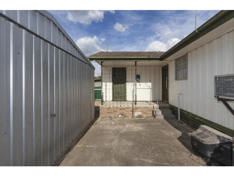 13 Tatyoon Road, Ararat VIC 3377