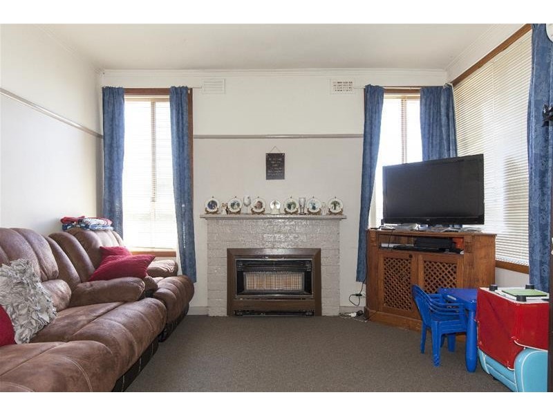 60 Campbell Street, Ararat VIC 3377