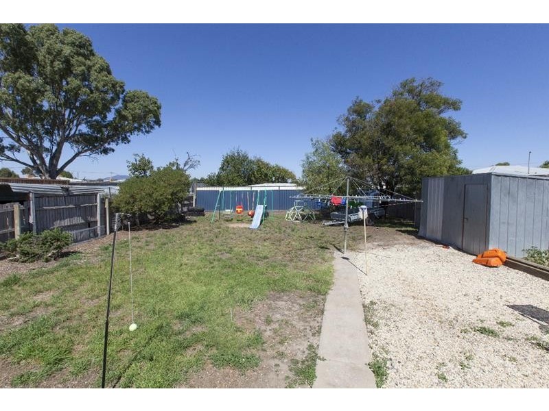 60 Campbell Street, Ararat VIC 3377