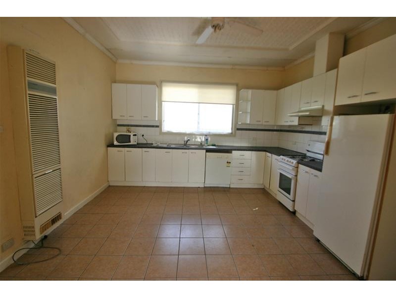 74 High Street, Elmhurst VIC 3469