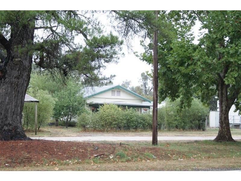 74 High Street, Elmhurst VIC 3469