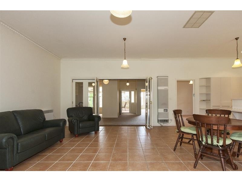 69 Picnic Road, Ararat VIC 3377