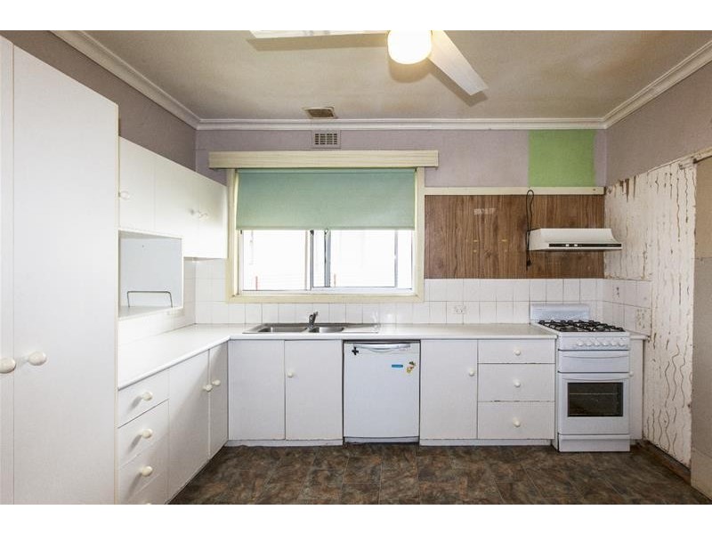 15 Neylan Street, Ararat VIC 3377