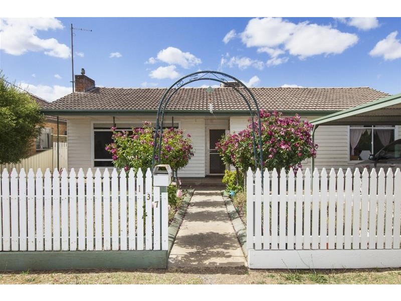 137 Moore Street, Ararat VIC 3377
