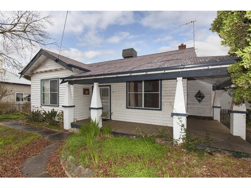 30 BENBOW Street, Ararat VIC 3377