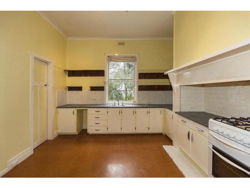 30 BENBOW Street, Ararat VIC 3377