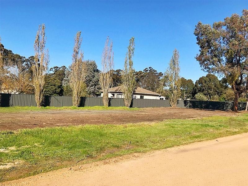 1 Leatherwood Drive, Ararat VIC 3377