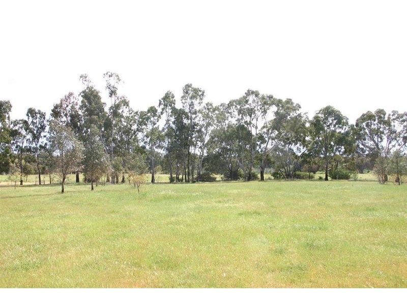 27-29 Cubitt Street, Great Western VIC 3374