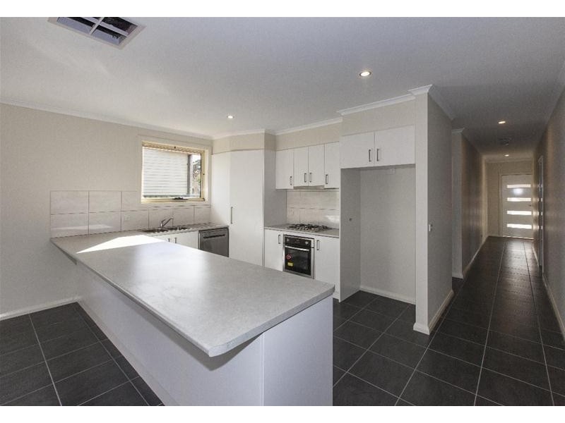 58 Churchill Avenue, Ararat VIC 3377