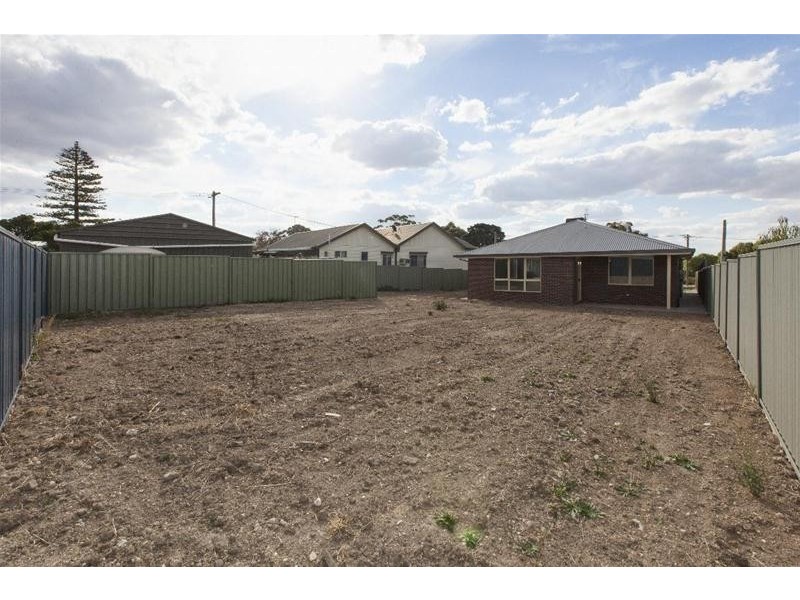 58 Churchill Avenue, Ararat VIC 3377