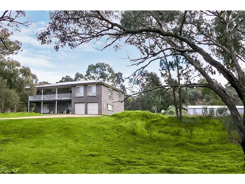 6 Cameron Road, Ararat VIC 3377