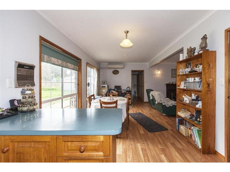 6 Cameron Road, Ararat VIC 3377