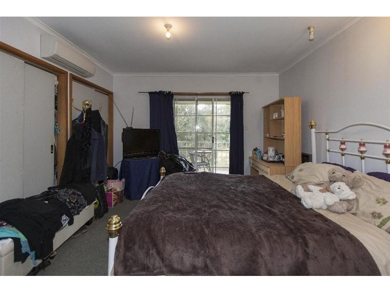 6 Cameron Road, Ararat VIC 3377