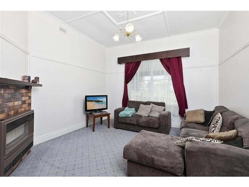 30 Benbows Street, Ararat VIC 3377