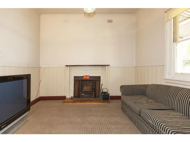 7 Ford Street, Ararat VIC 3377