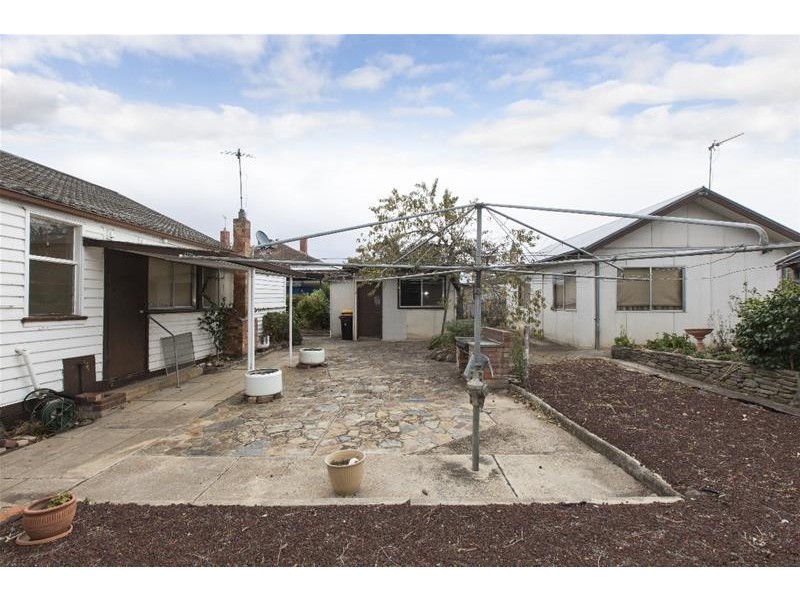 91 Moore Street, Ararat VIC 3377