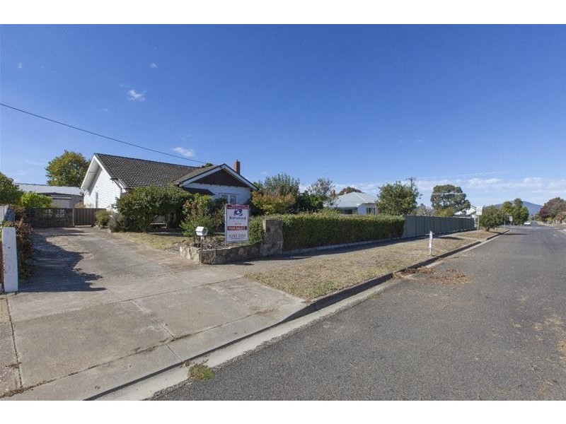 91 Moore Street, Ararat VIC 3377