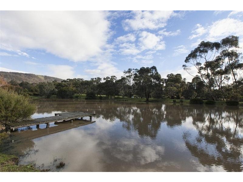 100 – 102 Picnic Road, Ararat VIC 3377