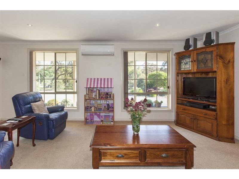 32 Selwood Road, Ararat VIC 3377