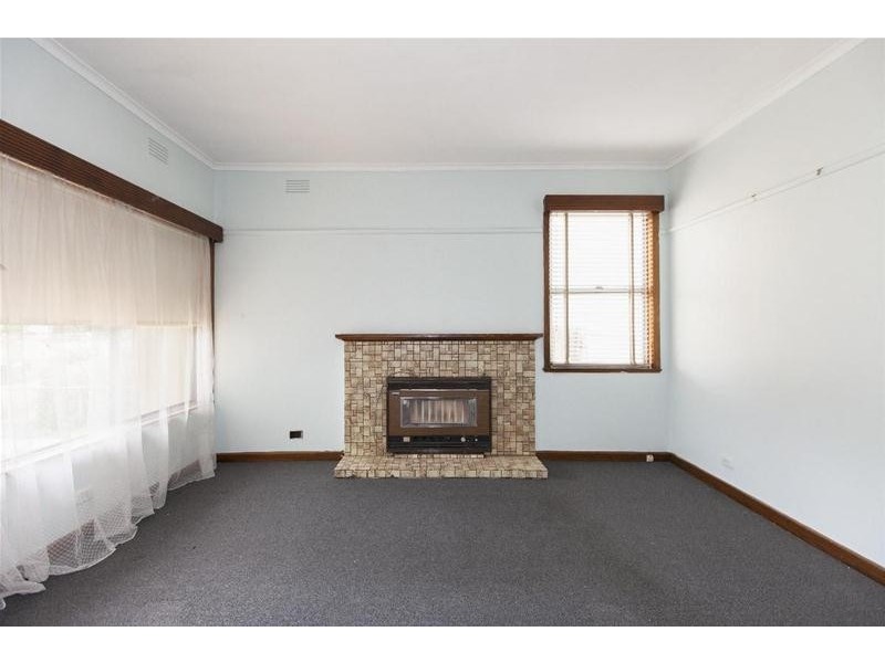 19 Marx Crescent, Ararat VIC 3377