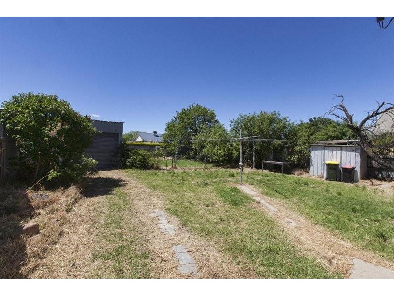 19 Marx Crescent, Ararat VIC 3377