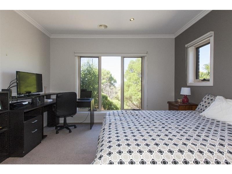 26 Henderson Street, Ararat VIC 3377