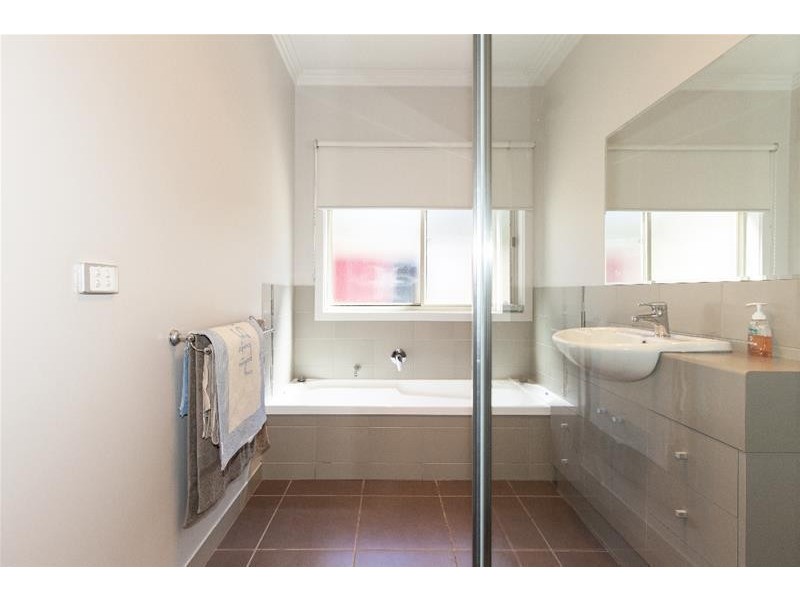 26 Henderson Street, Ararat VIC 3377