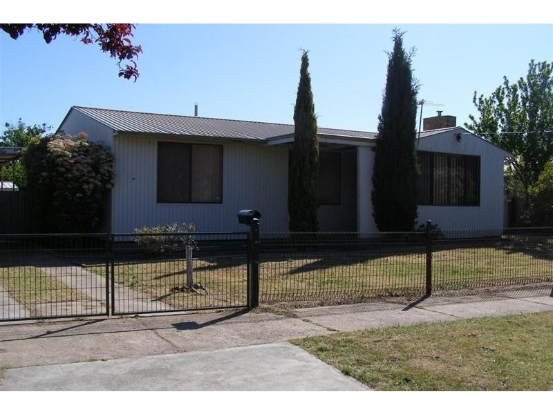 15 SMITH Street, Ararat VIC 3377