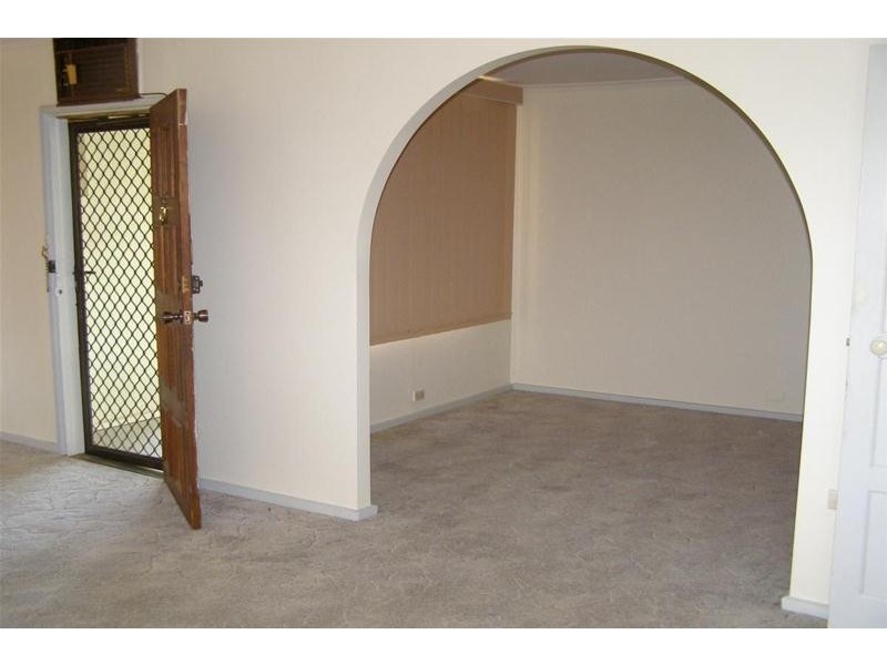 15 SMITH Street, Ararat VIC 3377