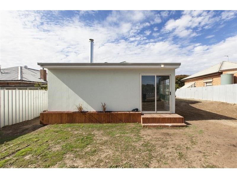 21 FLATTELY Street, Ararat VIC 3377