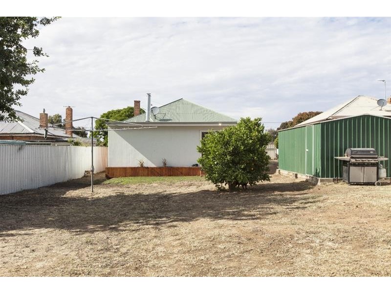 21 FLATTELY Street, Ararat VIC 3377