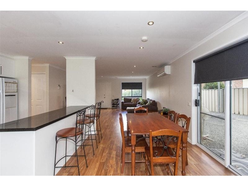 8 Scherger Crescent, Ararat VIC 3377