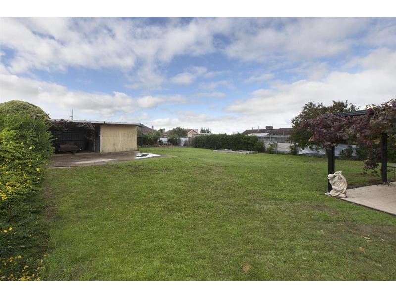 8 Scherger Crescent, Ararat VIC 3377